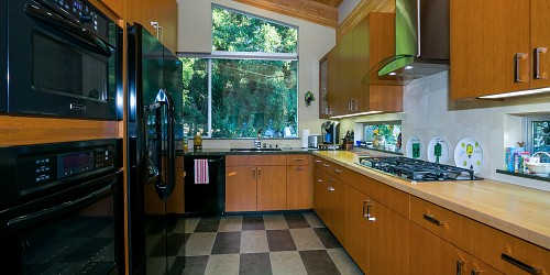 29175 S. Lakeshore Dr, Agoura, CA 91301