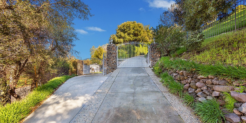 31440 Lobo Canyon, Agoura Hills, CA 91301