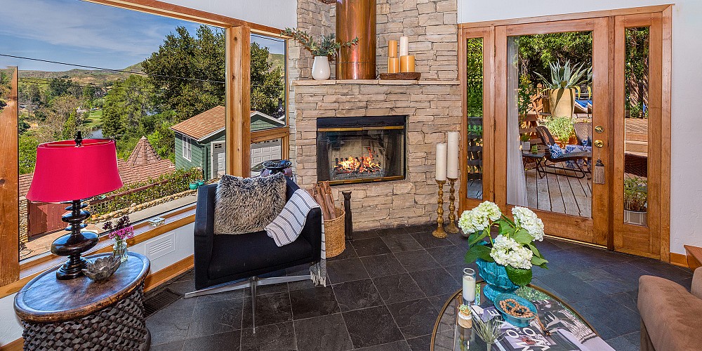 2022 Lookout Dr., Agoura Hills, CA 91301