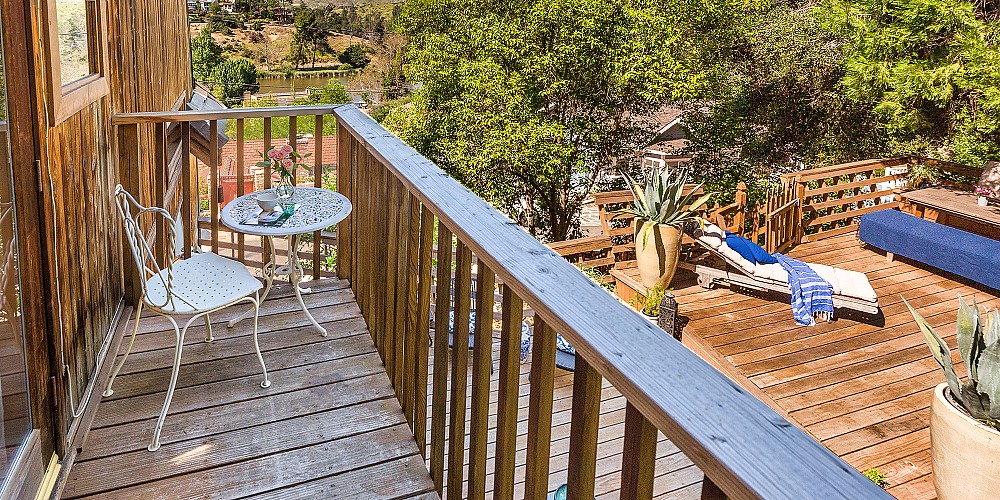 2022 Lookout Dr., Agoura Hills, CA 91301