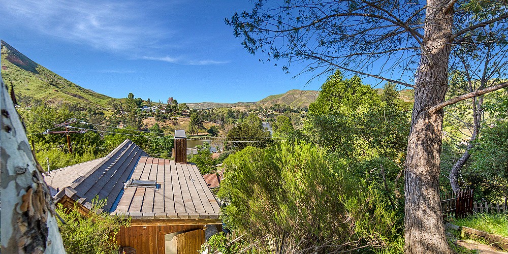 2022 Lookout Dr., Agoura Hills, CA 91301