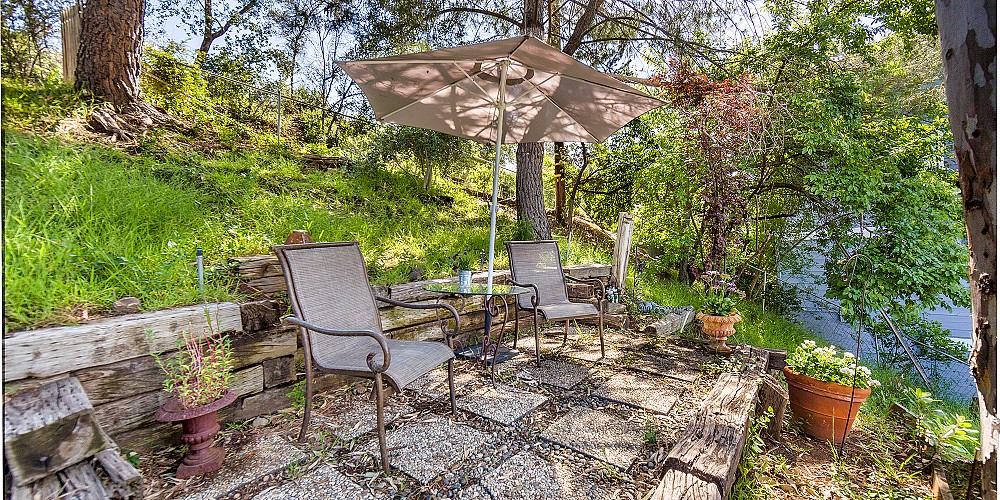 2022 Lookout Dr., Agoura Hills, CA 91301