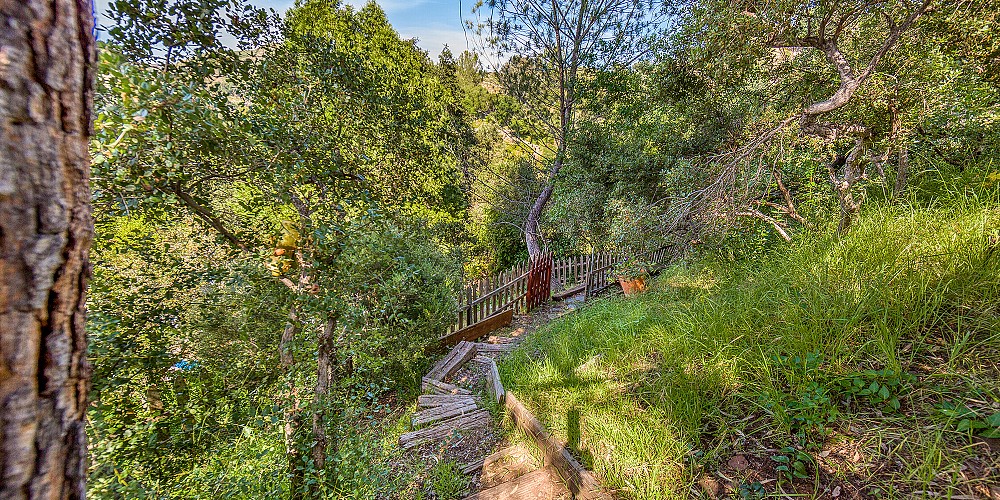 2022 Lookout Dr., Agoura Hills, CA 91301