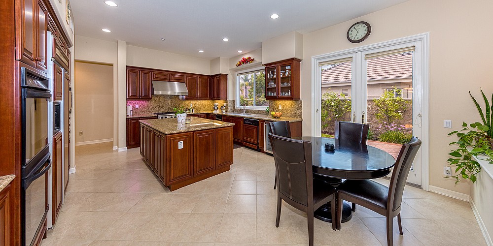 2490 Montecito Ave, Westlake Village, CA 91362