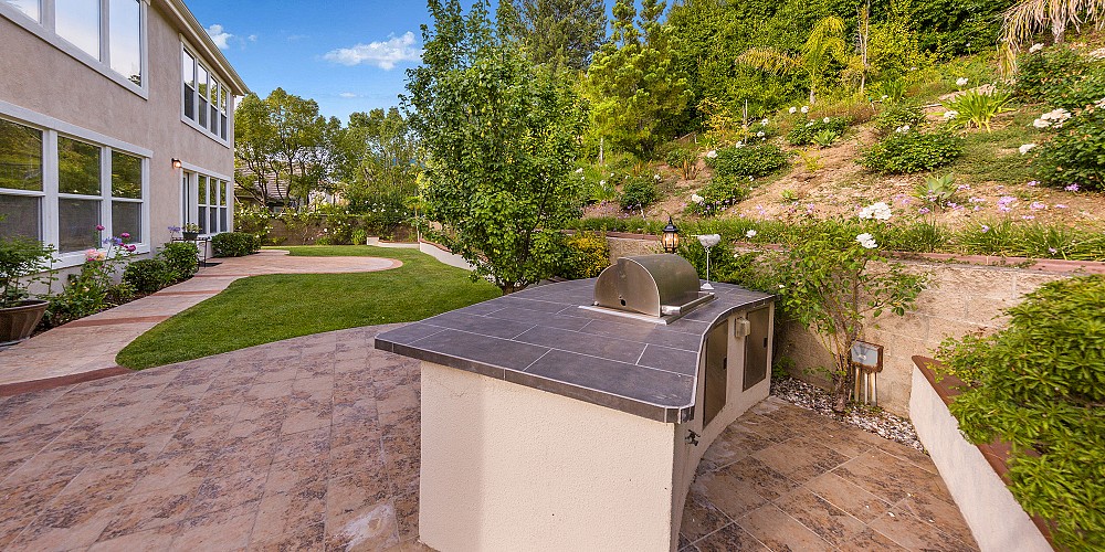 2490 Montecito Ave, Westlake Village, CA 91362