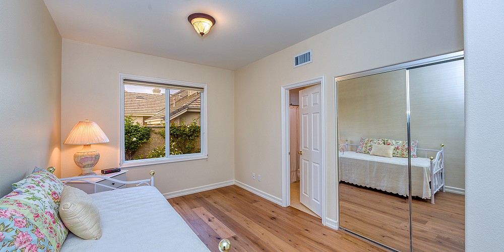 2490 Montecito Ave, Westlake Village, CA 91362