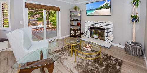 543 Innwood Road, Simi Valley, CA 90365