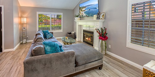 543 Innwood Road, Simi Valley, CA 90365