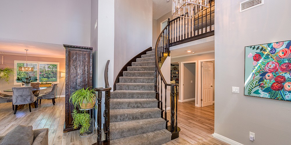 543 Innwood Road, Simi Valley, CA 90365