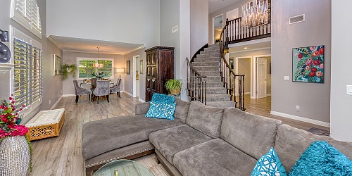 543 Innwood Road, Simi Valley, CA 90365