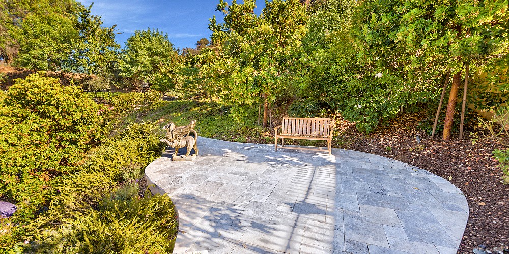 30124 Mulholland Hwy, Agoura Hills, CA 91301