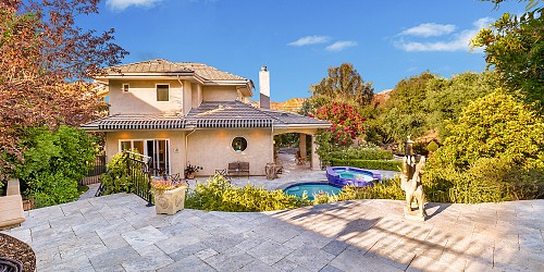 30124 Mulholland Hwy, Agoura Hills, CA 91301