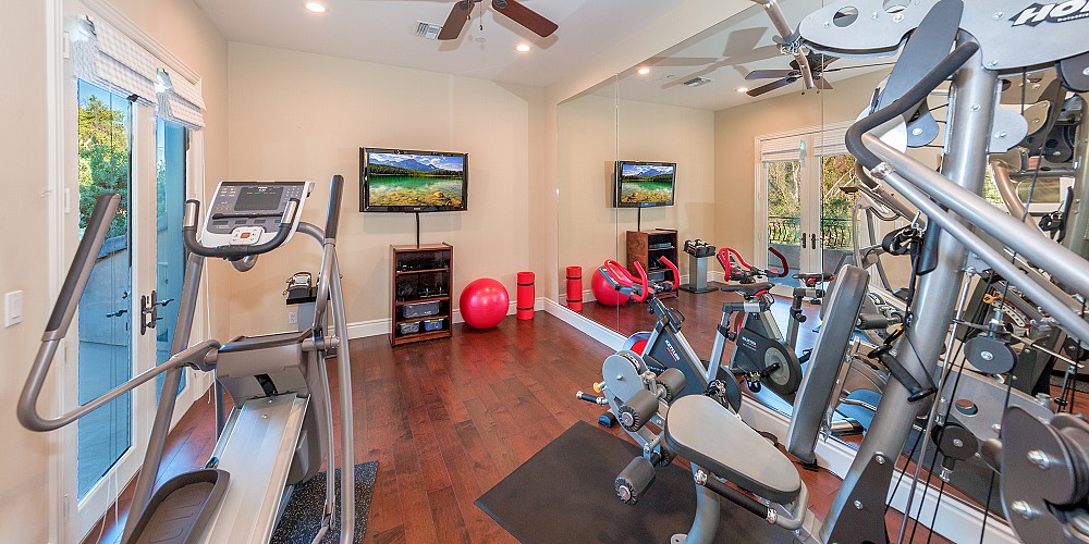 30124 Mulholland Hwy, Agoura Hills, CA 91301