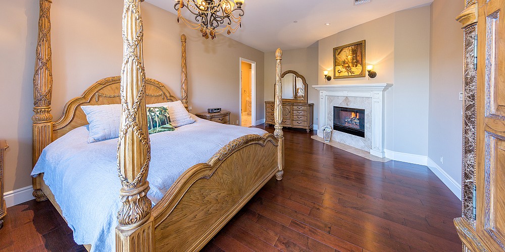 30124 Mulholland Hwy, Agoura Hills, CA 91301