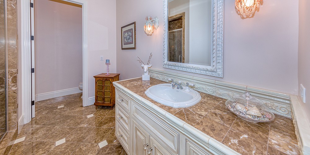 30124 Mulholland Hwy, Agoura Hills, CA 91301