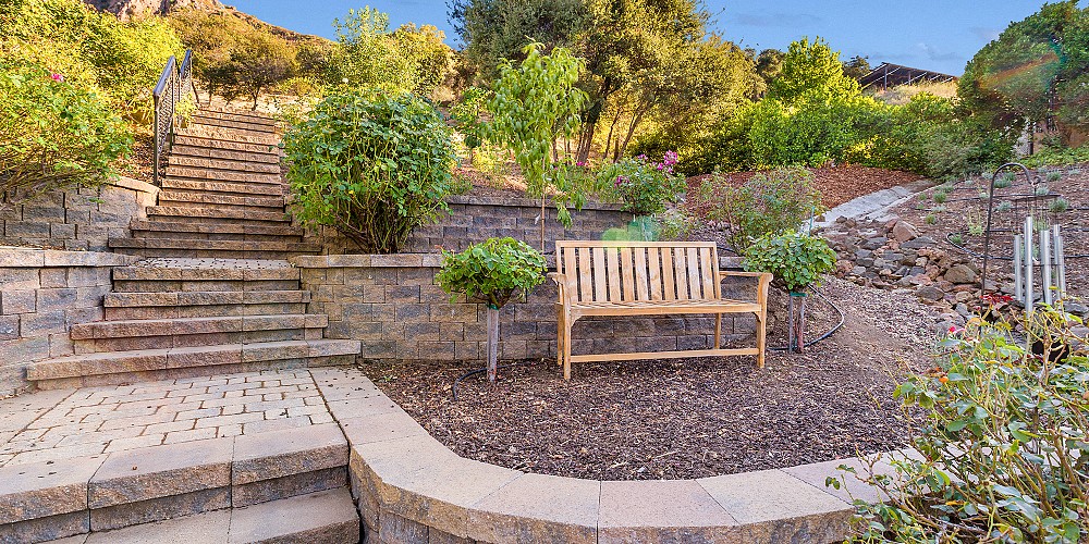 30124 Mulholland Hwy, Agoura Hills, CA 91301