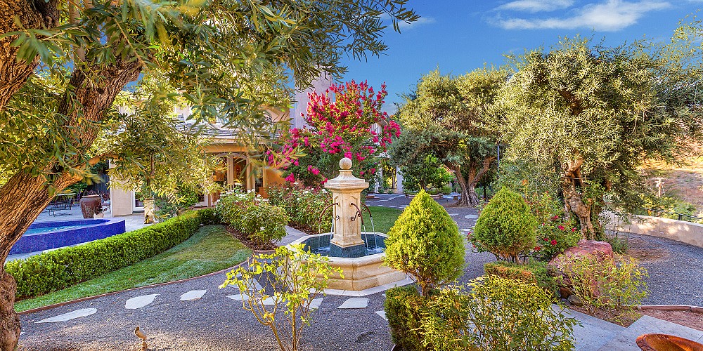 30124 Mulholland Hwy, Agoura Hills, CA 91301