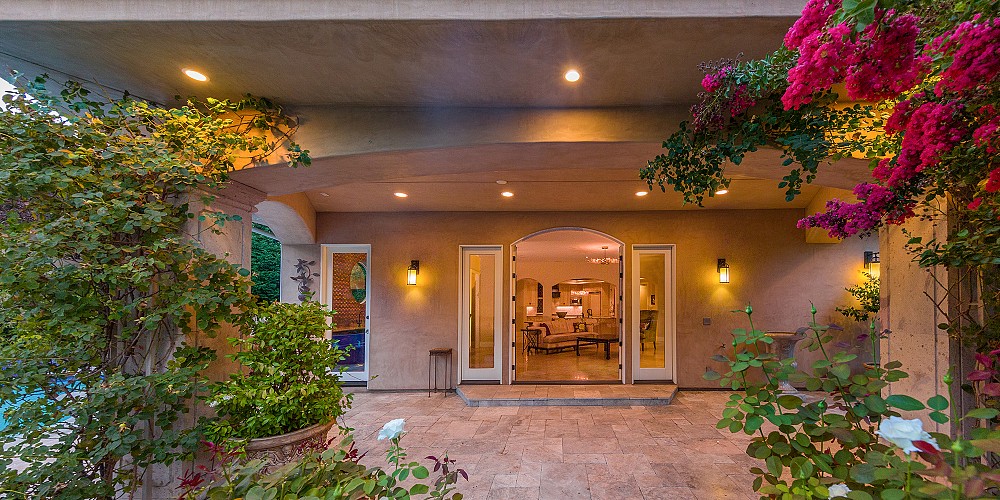 30124 Mulholland Hwy, Agoura Hills, CA 91301