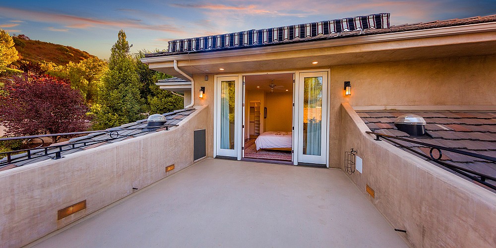 30124 Mulholland Hwy, Agoura Hills, CA 91301