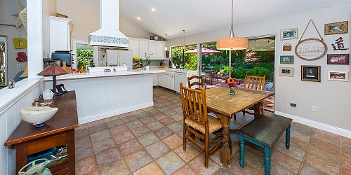 3856 Patrick Henry Pl., Agoura Hills, CA 91301