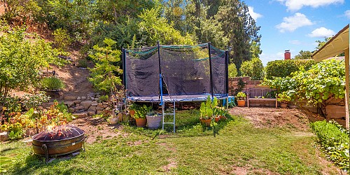 3856 Patrick Henry Pl., Agoura Hills, CA 91301