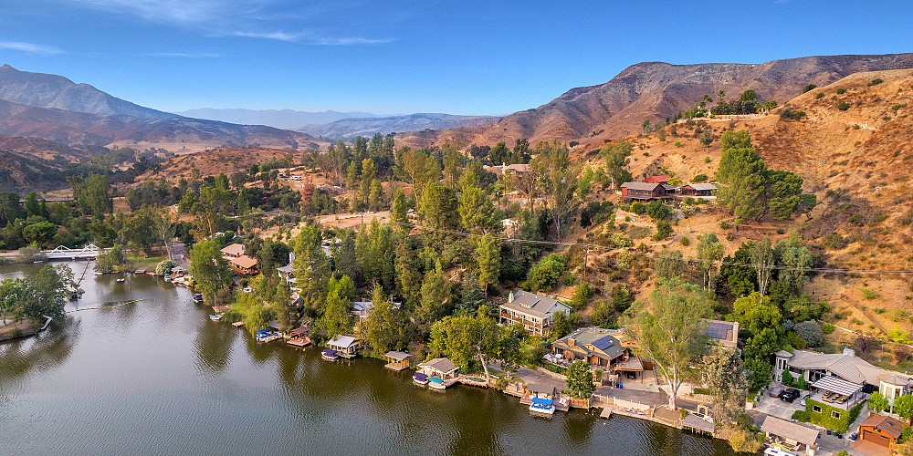 2250 Pinecrest Rd., Agoura Hills, CA 91301