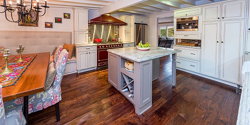 2250 Pinecrest Rd., Agoura Hills, CA 91301