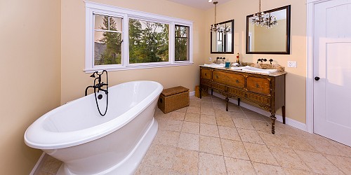 2250 Pinecrest Rd., Agoura Hills, CA 91301