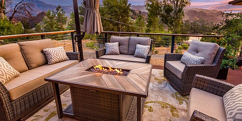 2250 Pinecrest Rd., Agoura Hills, CA 91301