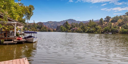 2250 Pinecrest Rd., Agoura Hills, CA 91301