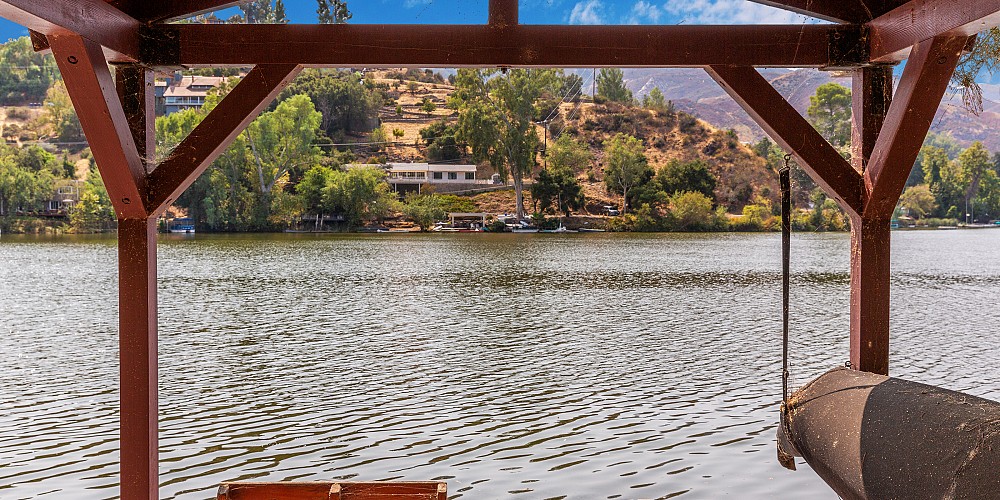 2250 Pinecrest Rd., Agoura Hills, CA 91301