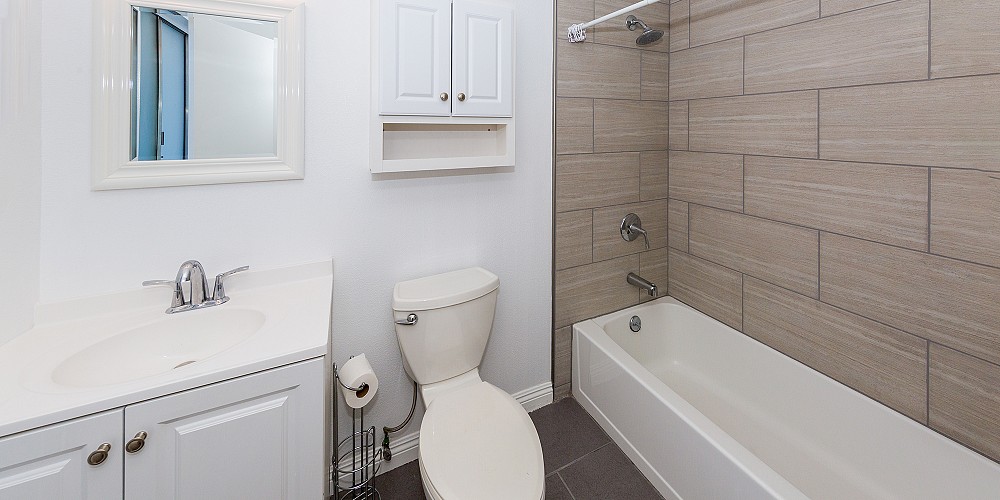 5815 Lake Lindero, Agoura Hills, CA 91301