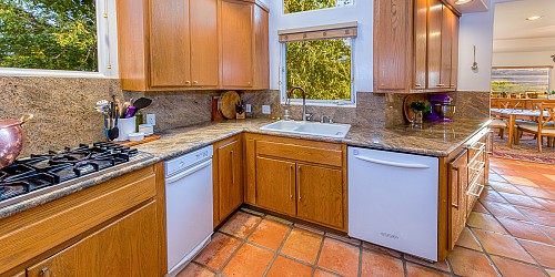 29659 Mulholland Highway, Agoura Hills, CA 91301