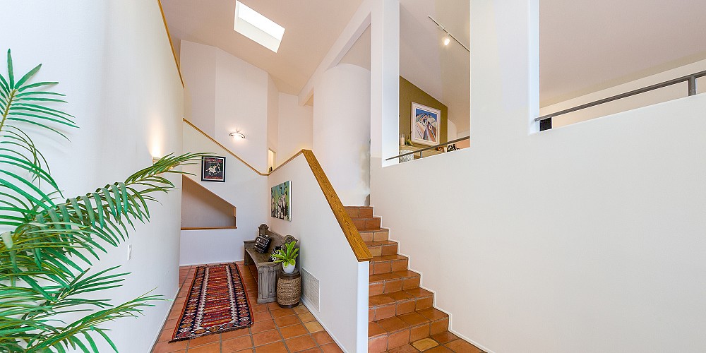 29659 Mulholland Highway, Agoura Hills, CA 91301