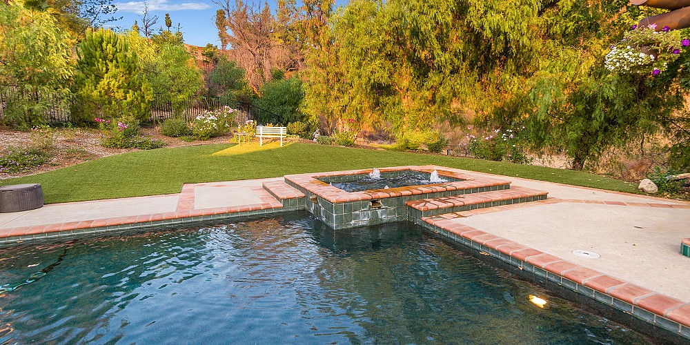 29659 Mulholland Highway, Agoura Hills, CA 91301