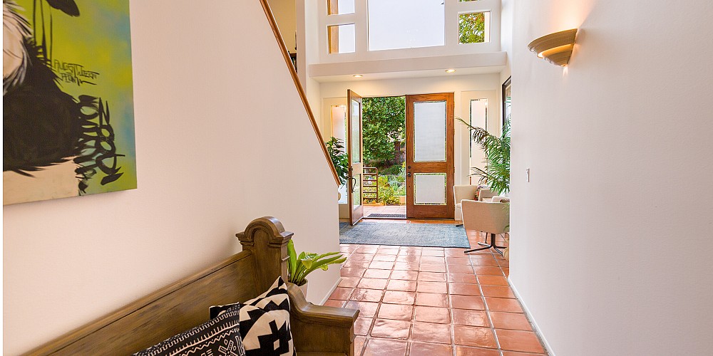 29659 Mulholland Highway, Agoura Hills, CA 91301