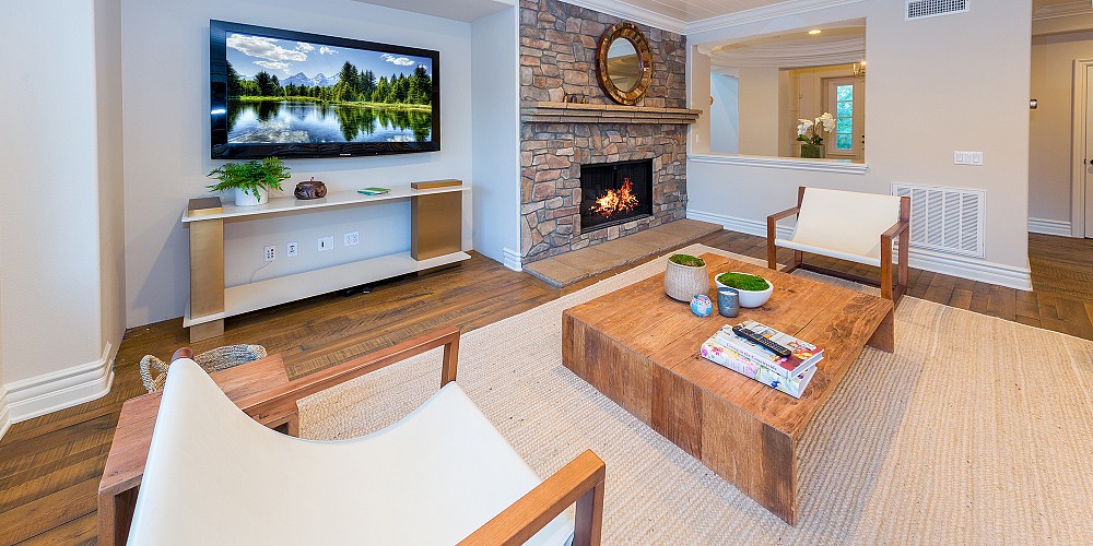 29680 Mulholland Highway, Agoura Hills, CA 91301