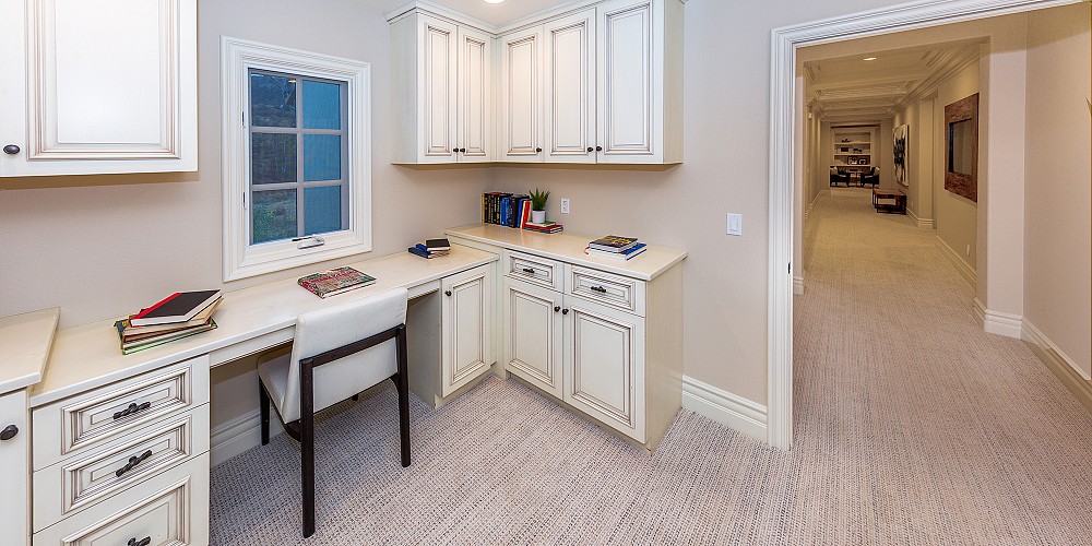 29680 Mulholland Highway, Agoura Hills, CA 91301