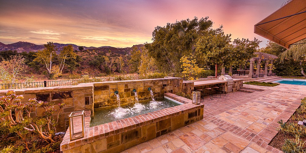 29680 Mulholland Highway, Agoura Hills, CA 91301