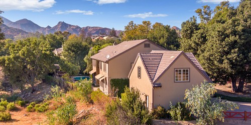 29680 Mulholland Highway, Agoura Hills, CA 91301