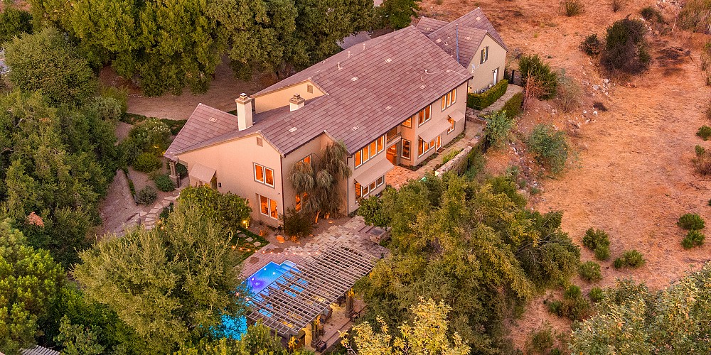 29680 Mulholland Highway, Agoura Hills, CA 91301