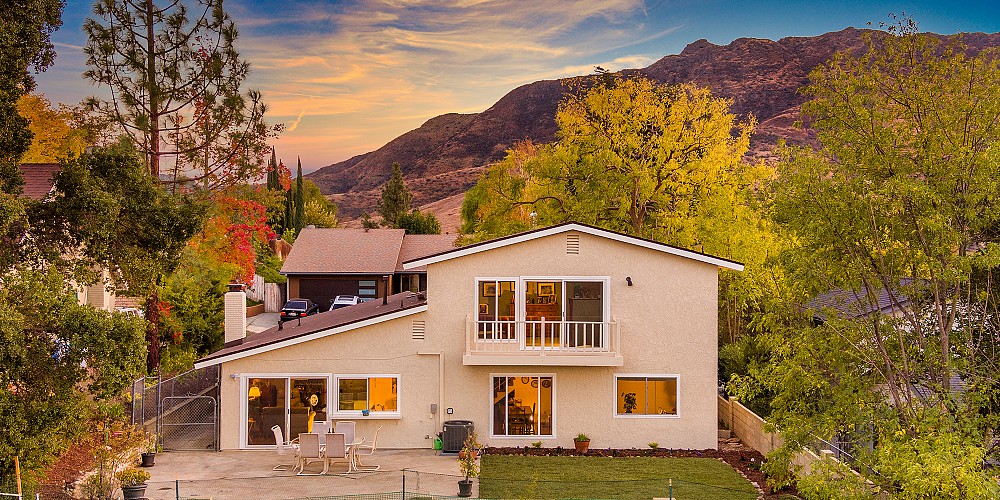 5427 Softwind Way, Agoura Hills, CA 91301