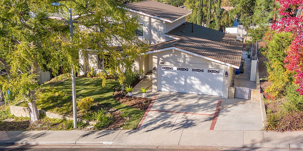 5427 Softwind Way, Agoura Hills, CA 91301
