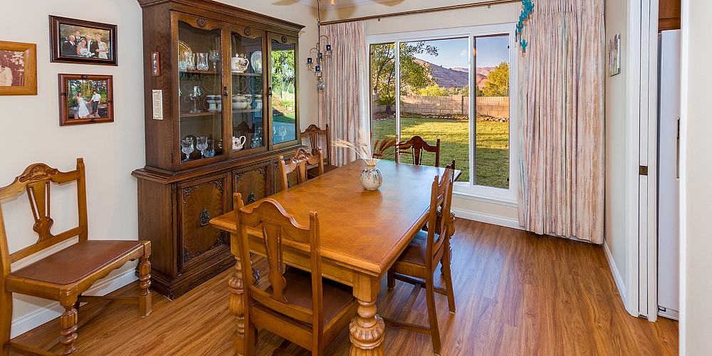 5427 Softwind Way, Agoura Hills, CA 91301