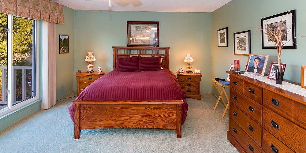 5427 Softwind Way, Agoura Hills, CA 91301