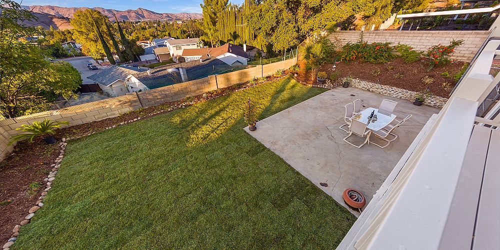 5427 Softwind Way, Agoura Hills, CA 91301