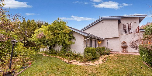 28863 Eagleton St, Agoura Hills, CA 91301