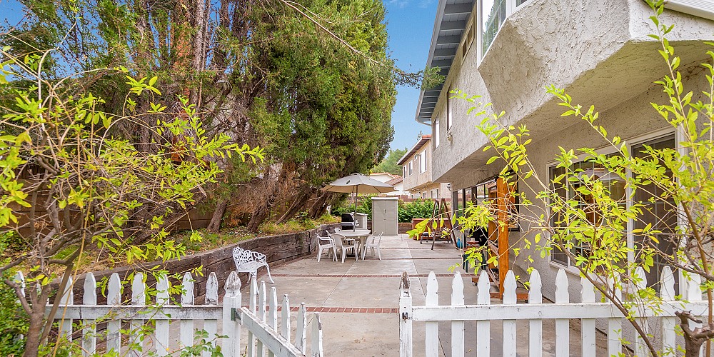 28863 Eagleton St, Agoura Hills, CA 91301