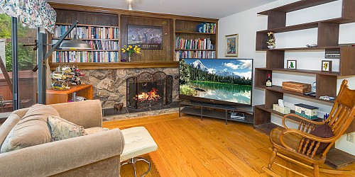 28863 Eagleton St, Agoura Hills, CA 91301