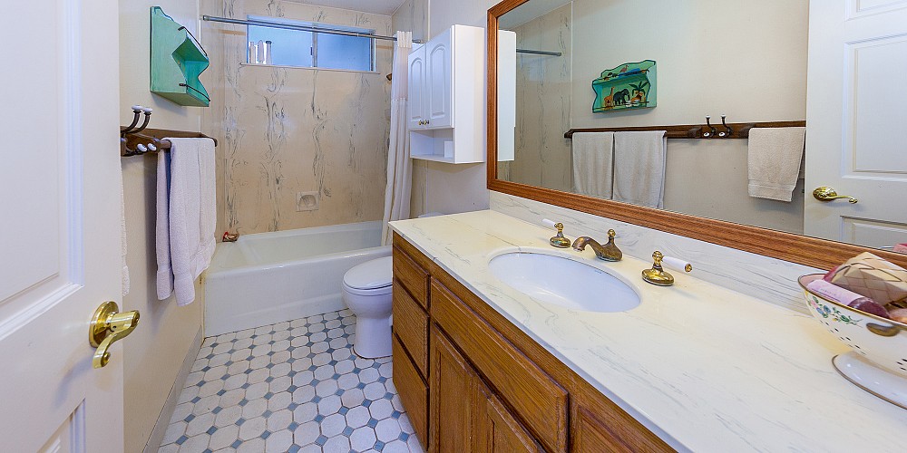 28863 Eagleton St, Agoura Hills, CA 91301